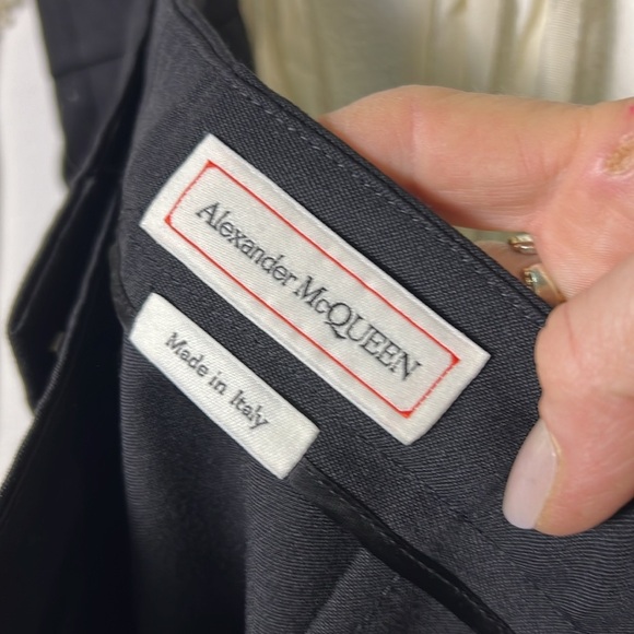 Alexander McQueen Black Wool Cuffed Cropped Trouser Size 46/US12 - Picture 8 of 11